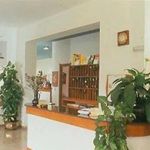 *** Hotel La Playa Italia